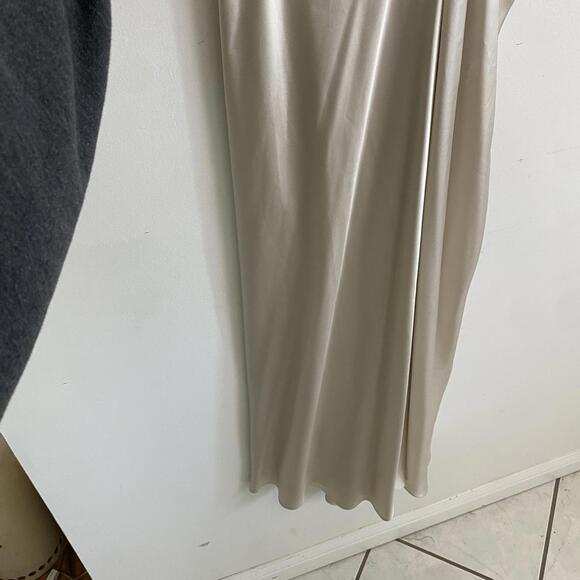 BANANA REPUBLIC Belay silk maxi dress ivory sz M - Picture 5 of 6